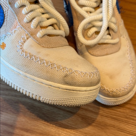 Men’s Nike Air Forces - Picture 7 of 13